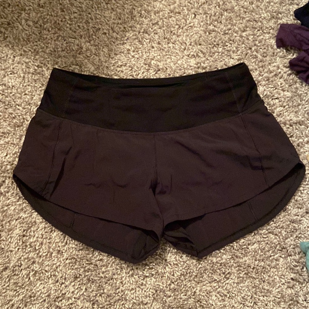 Lululemon speed up shorts size 2 NWOT